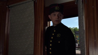 Эмили в Париже